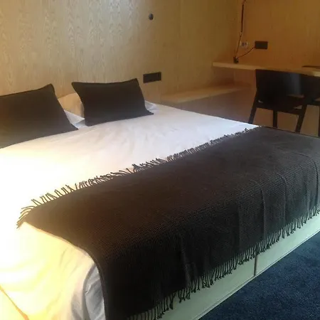 Cro Rural 4*